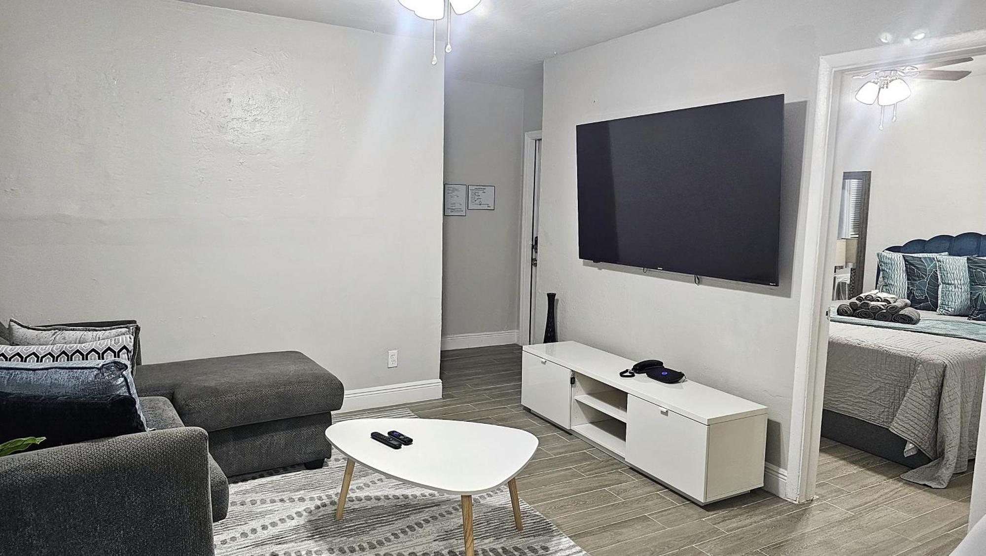 Big Tv Apartment 5 Miles From Hard Rock Casino Hollywood Eksteriør bilde